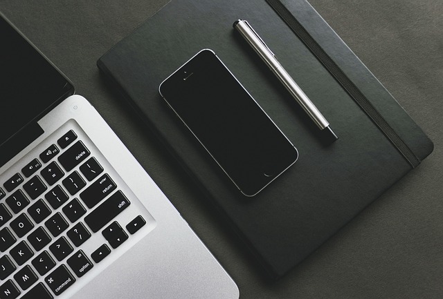 Minimalist Logo Design for a Tech Startup